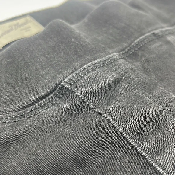 Universal Thread High Rise Distressed Black Denim Jeggings - Picture 7 of 9